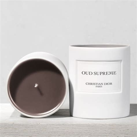 Oud Suprême Scented Candle: Fragrant Art of Living 